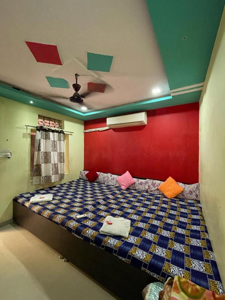 New Yanti Guest House Ujjain Exteriör bild