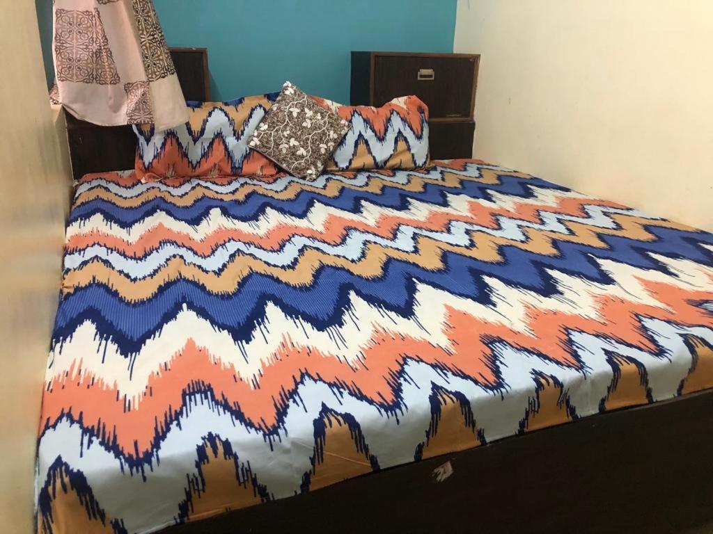 New Yanti Guest House Ujjain Exteriör bild